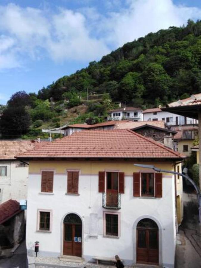 Appartamento Incantevole Ad Armeno Exteriör bild